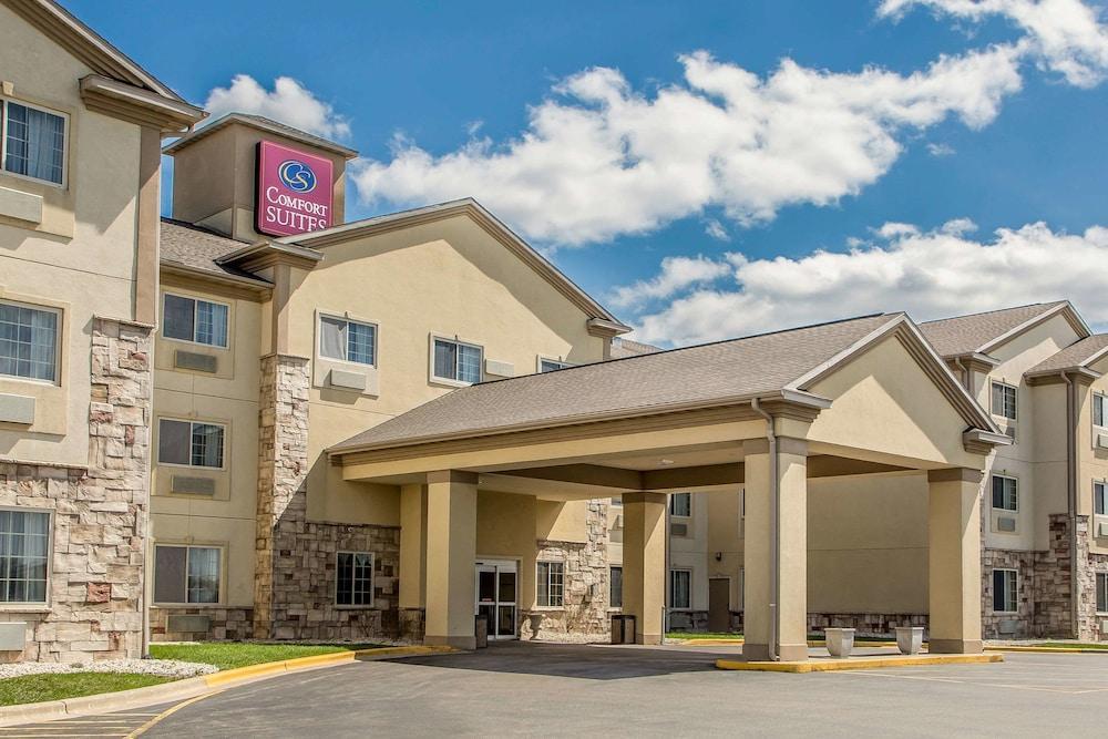 Comfort Suites Delavan - Lake Geneva Area Exteriör bild